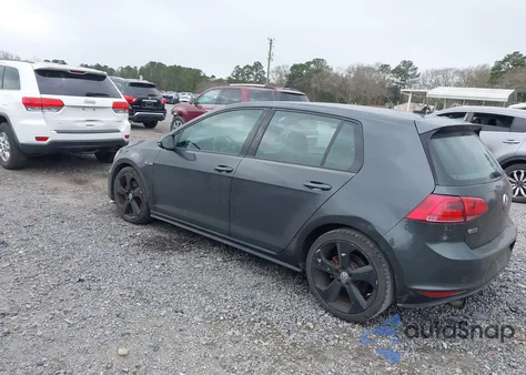2015 Volkswagen Golf Gti 2.0T S 4-Door z USA, uszkodzony, nr VIN 3VW4T7AU1FM019470